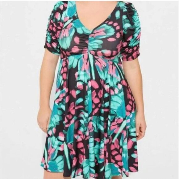 Torrid Dress Cinched Front Puff Sleeve Stretch Skater Butterfly New Plus Size 1X - Picture 11 of 11